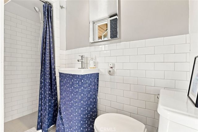1227 W 17th Street, San Pedro, CA 90731