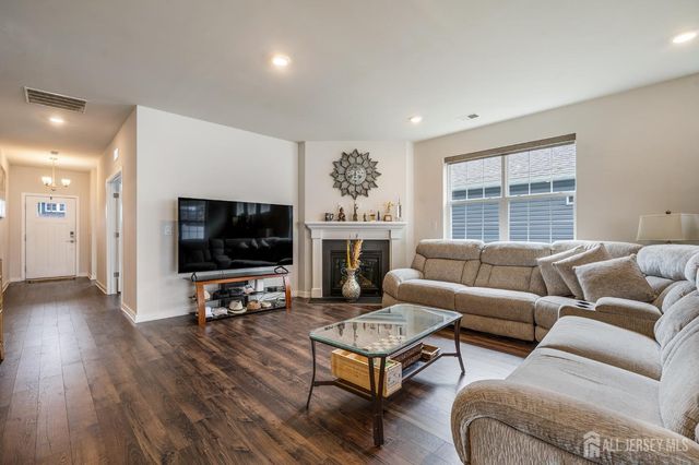 109 Congressional Court, Moorestown, NJ 08057