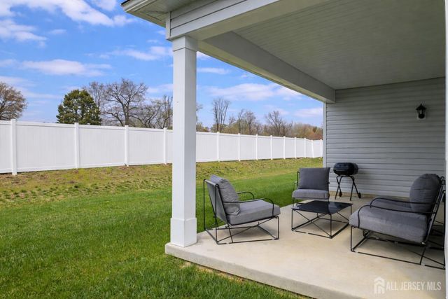 109 Congressional Court, Moorestown, NJ 08057