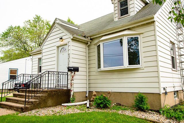5414 47th AVENUE, Kenosha, WI 53144