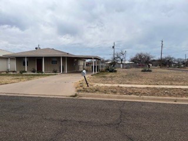 303 E 45th Street, San Angelo, TX 76903