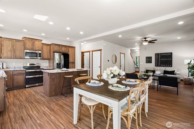 2791 Legend Lane NW, Seabeck, WA 98380