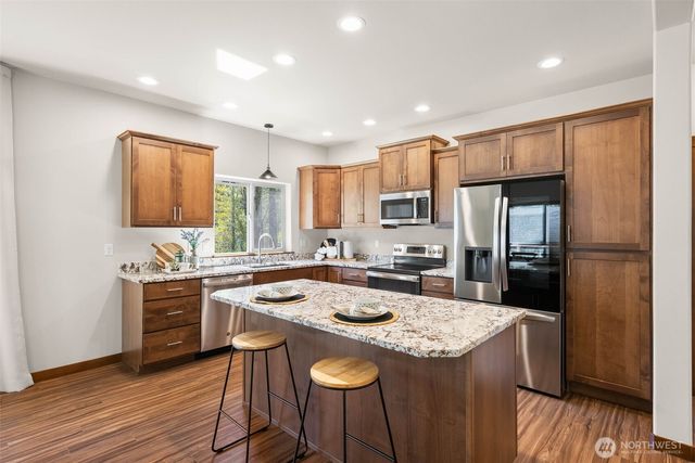 2791 Legend Lane NW, Seabeck, WA 98380