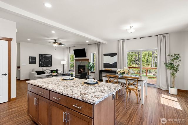 2791 Legend Lane NW, Seabeck, WA 98380