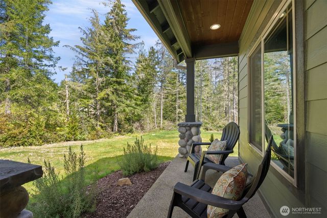2791 Legend Lane NW, Seabeck, WA 98380