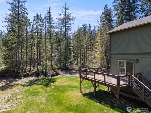 2791 Legend Lane NW, Seabeck, WA 98380