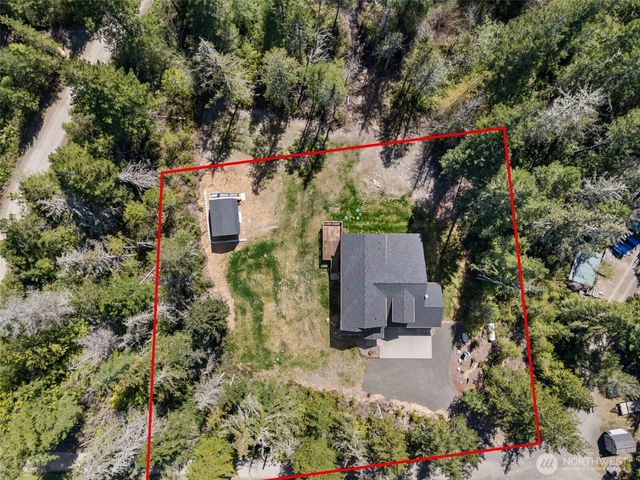 2791 Legend Lane NW, Seabeck, WA 98380