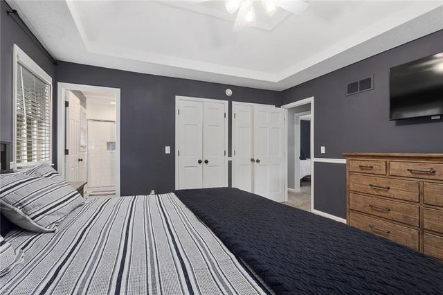 1001 Wyckwood Drive, Liberty, MO 64068
