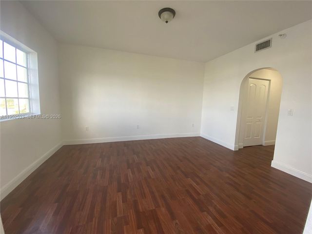 10700 NW 66th St 404, Doral, FL 33178