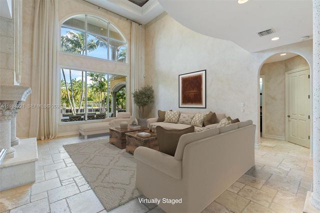 1701 SE 10th St, Fort Lauderdale, FL 33316