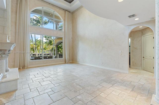 1701 SE 10th St, Fort Lauderdale, FL 33316