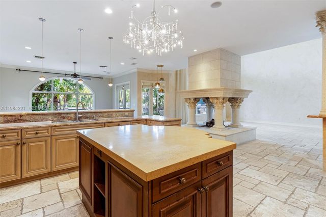 1701 SE 10th St, Fort Lauderdale, FL 33316