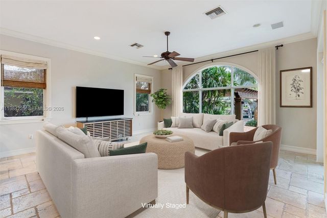 1701 SE 10th St, Fort Lauderdale, FL 33316
