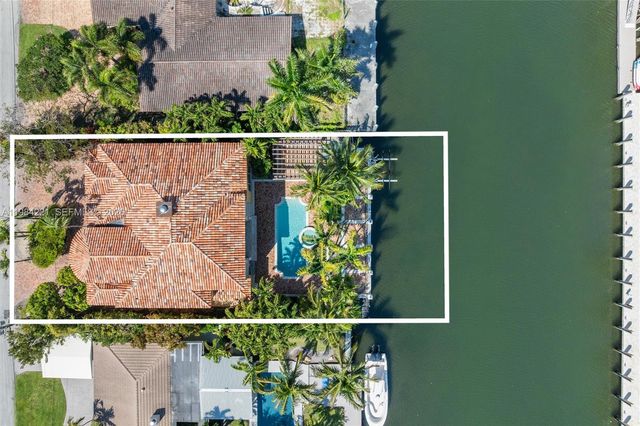 1701 SE 10th St, Fort Lauderdale, FL 33316