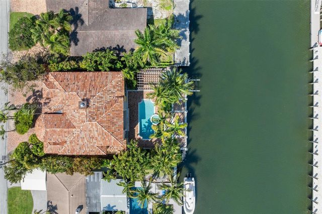 1701 SE 10th St, Fort Lauderdale, FL 33316