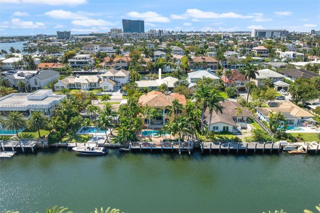 1701 SE 10th St, Fort Lauderdale, FL 33316