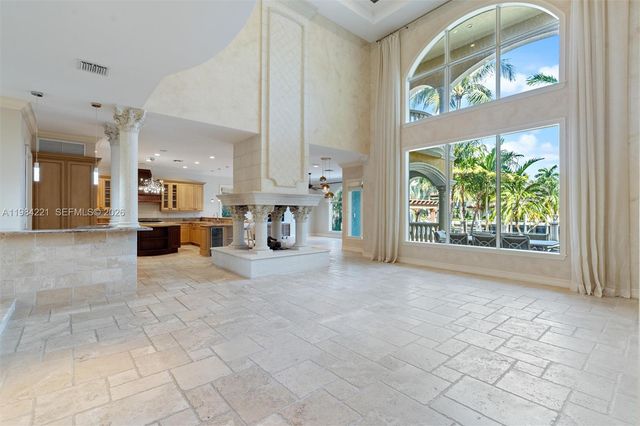 1701 SE 10th St, Fort Lauderdale, FL 33316