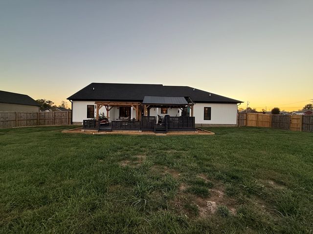 598 North Ridge, Hopkinsville, KY 42240