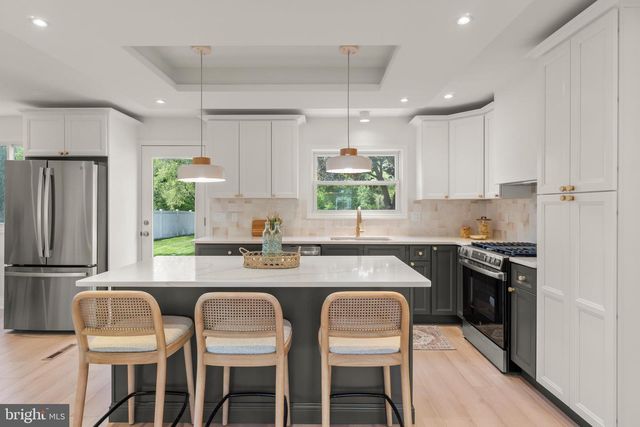 1306 TANNER AVE, Burlington, NJ 08016