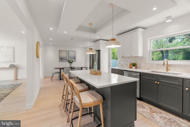 1306 TANNER AVE, Burlington, NJ 08016