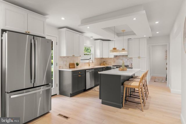 1306 TANNER AVE, Burlington, NJ 08016