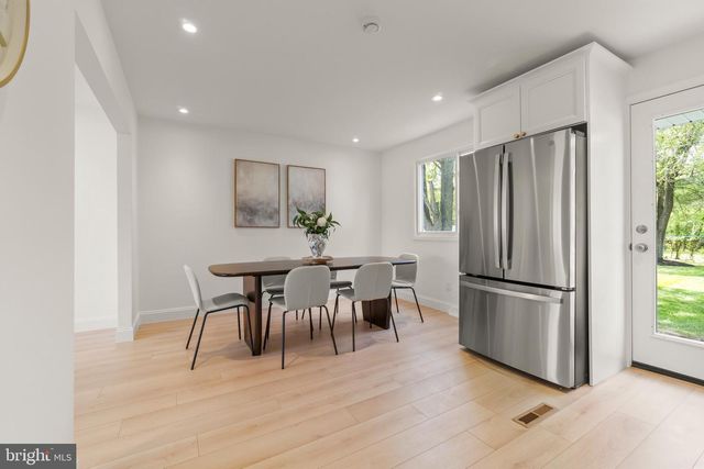 1306 TANNER AVE, Burlington, NJ 08016