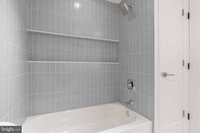 1306 TANNER AVE, Burlington, NJ 08016