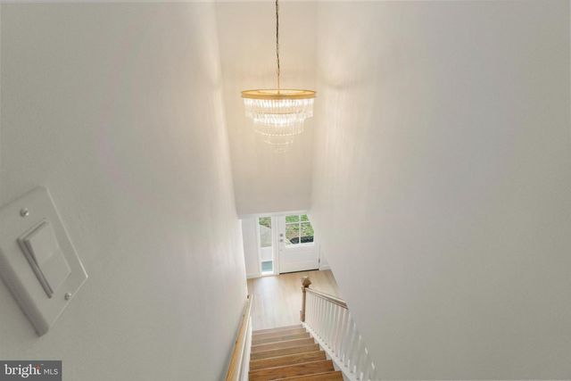 1306 TANNER AVE, Burlington, NJ 08016