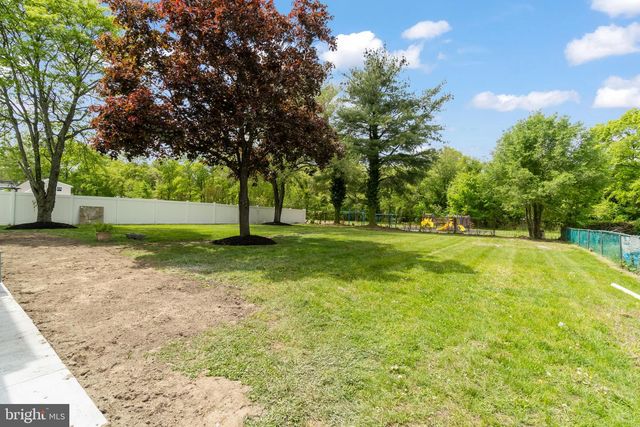 1306 TANNER AVE, Burlington, NJ 08016
