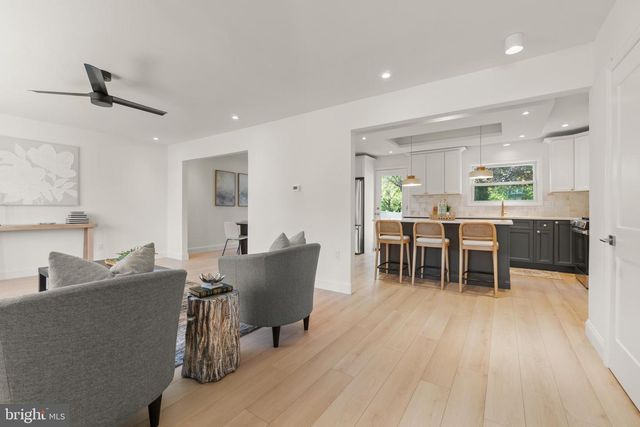 1306 TANNER AVE, Burlington, NJ 08016