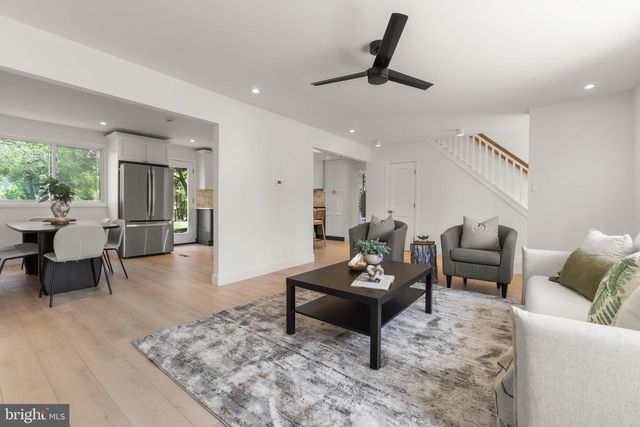 1306 TANNER AVE, Burlington, NJ 08016