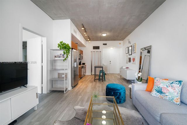 3470 E Coast Ave H1806, Miami, FL 33137