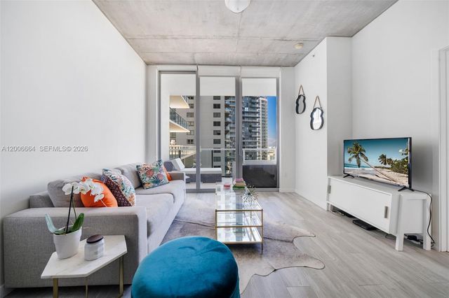 3470 E Coast Ave H1806, Miami, FL 33137