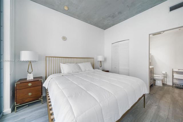 3470 E Coast Ave H1806, Miami, FL 33137