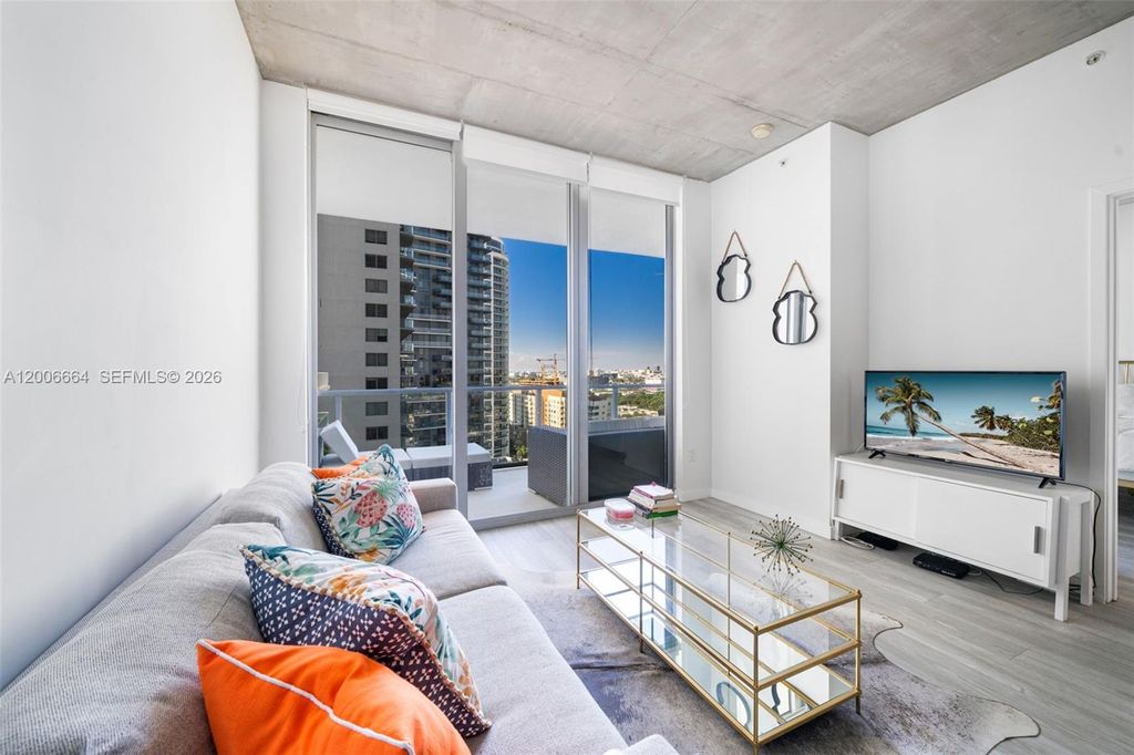 3470 E Coast Ave H1806, Miami, FL 33137