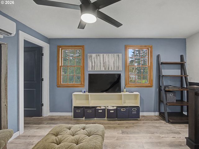 19051 S COQUINA Ct, Oregon City, OR 97045