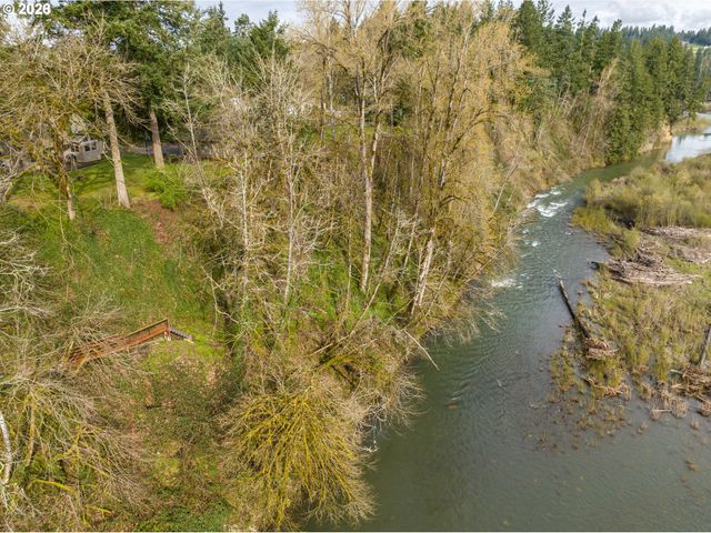 19051 S COQUINA Ct, Oregon City, OR 97045