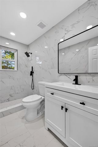10 harrison Drive, Shirley, NY 11967