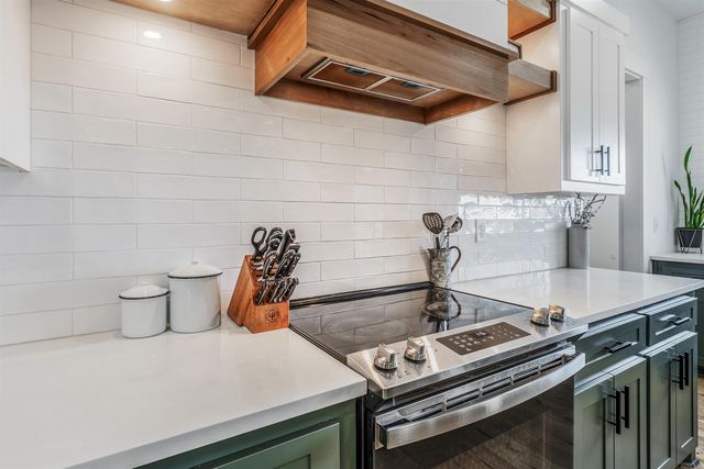 10599 Gunter Loop, Benton, AR 72019