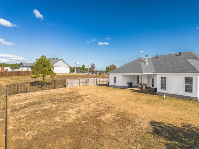 10599 Gunter Loop, Benton, AR 72019