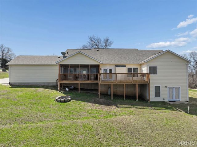 474 Huntington Trails Drive, Festus, MO 63028
