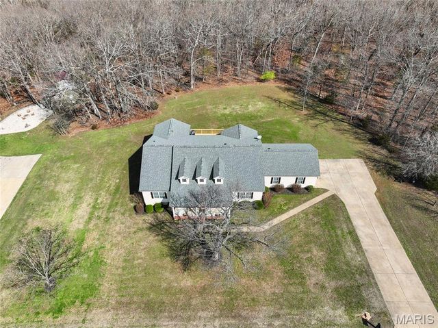 474 Huntington Trails Drive, Festus, MO 63028