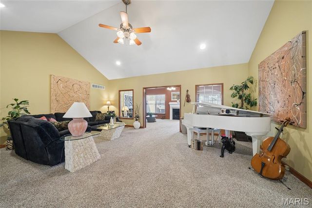474 Huntington Trails Drive, Festus, MO 63028
