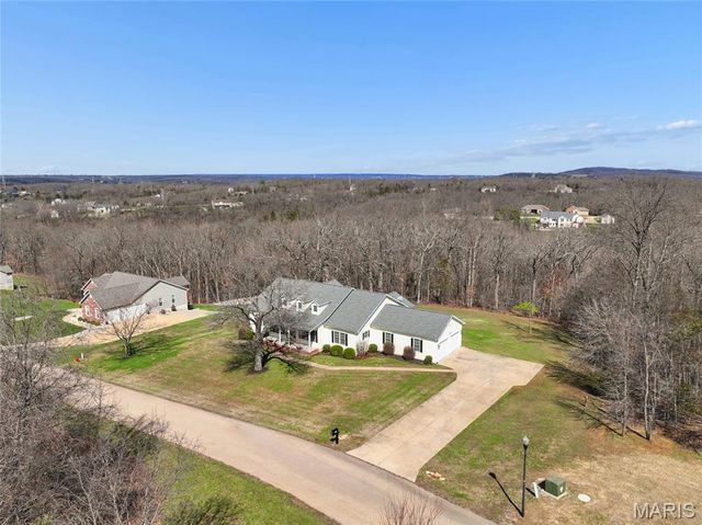 474 Huntington Trails Drive, Festus, MO 63028