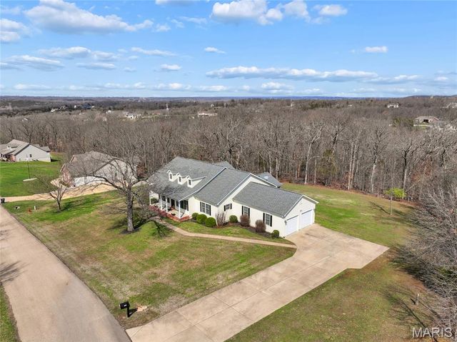 474 Huntington Trails Drive, Festus, MO 63028