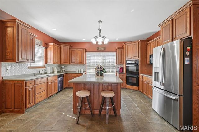 474 Huntington Trails Drive, Festus, MO 63028