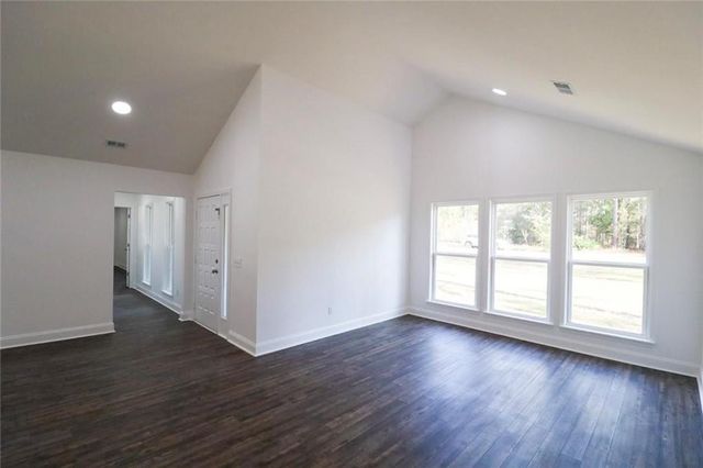 210 SugarMaple Street, Jesup, GA 31545