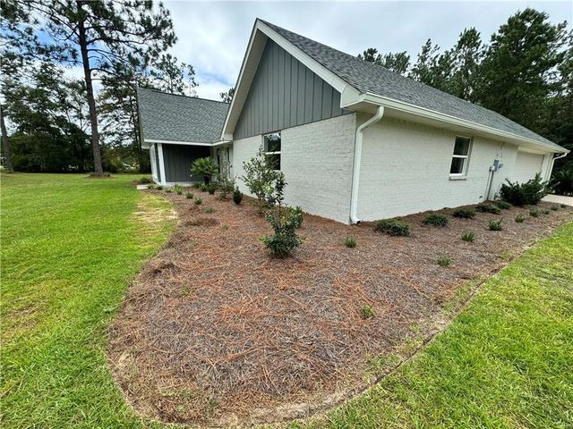 210 SugarMaple Street, Jesup, GA 31545