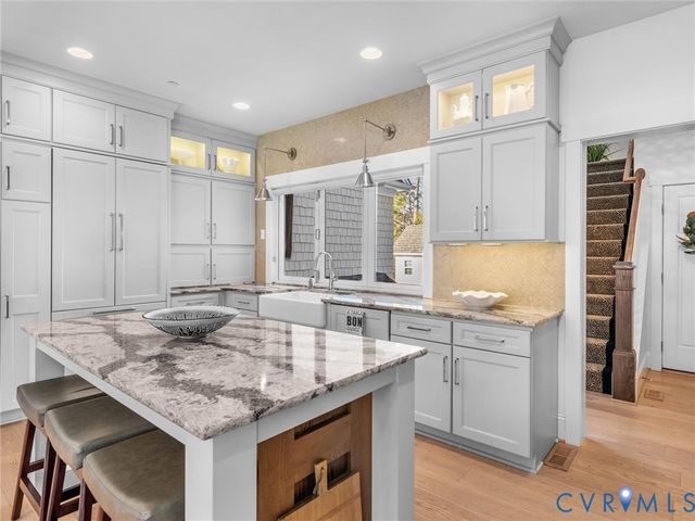 16500 Massey Hope St, Midlothian, VA 23112