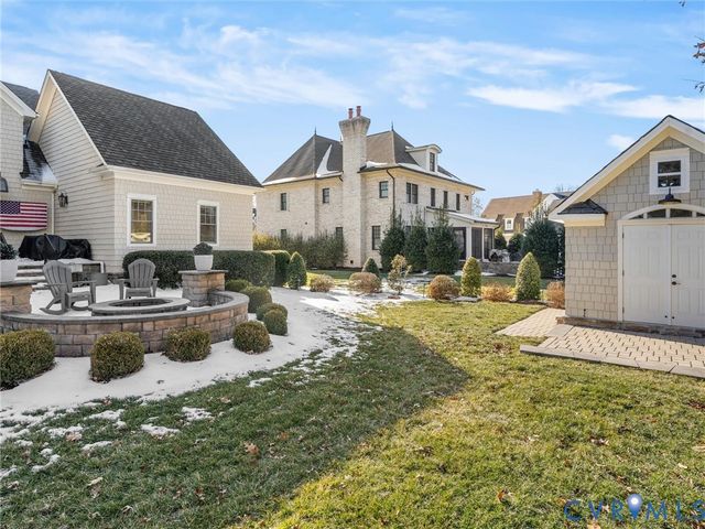 16500 Massey Hope St, Midlothian, VA 23112